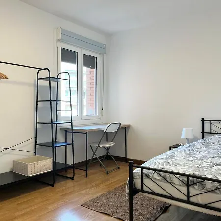 Cozy With Large Balcony In Azkoitia *