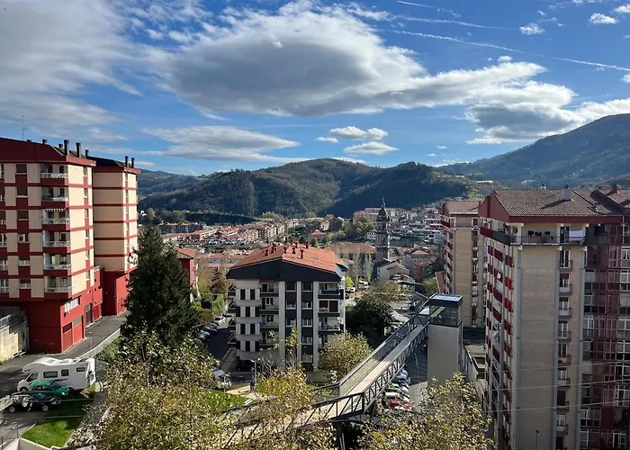 Appartement Cozy With Large Balcony In Azkoitia