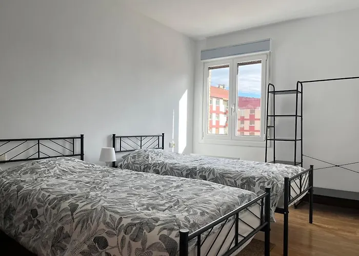 Cozy With Large Balcony In Azkoitia Appartement *